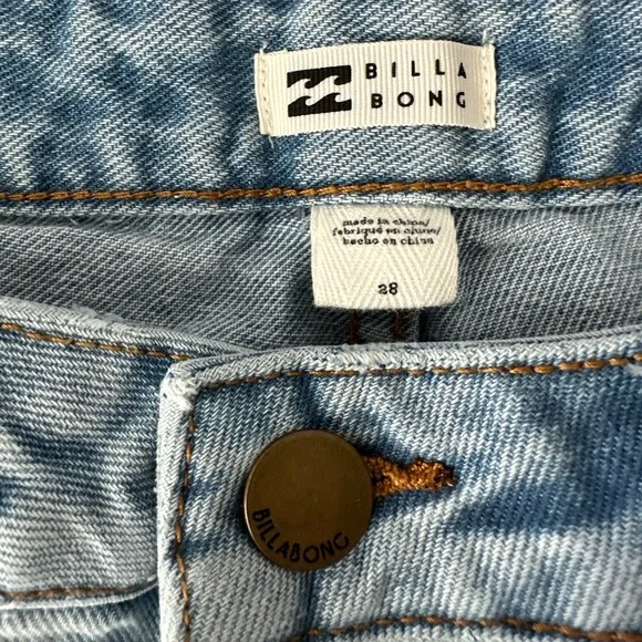 Billabong Denim Distressed Shorts - Picture 4 of 8